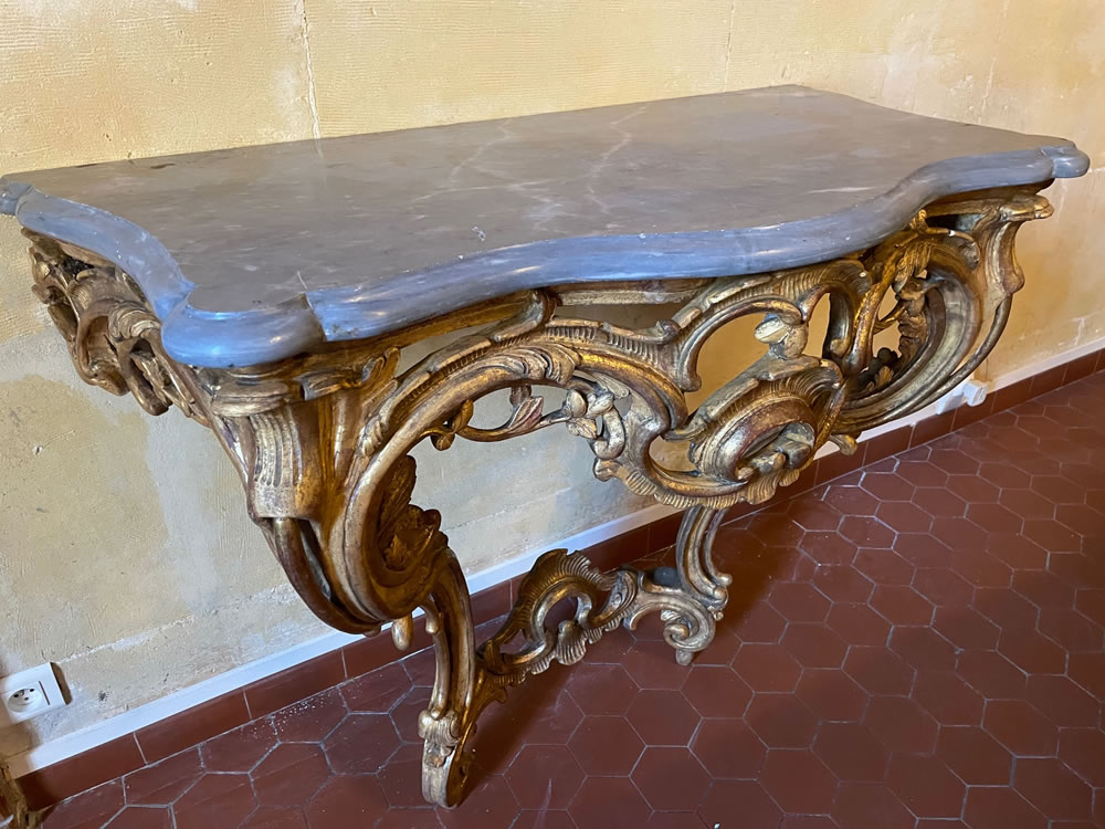 Restauration d'une console Louis XV style Rocaille